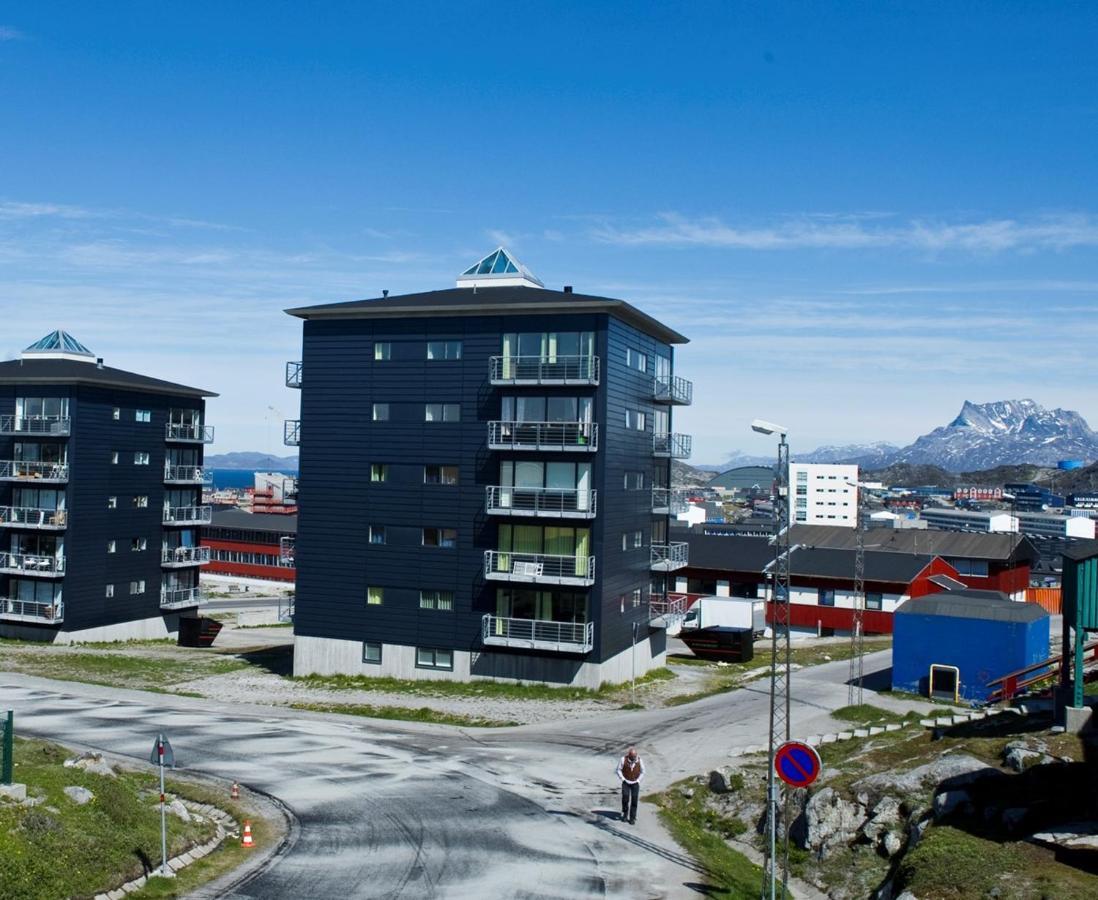 Nuuk Hotel Apartments By Hhe Ngoại thất bức ảnh